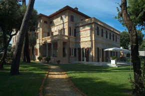 Villa Signori, Marina Di Pietrasanta, Marina Di Pietrasanta